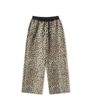 여성) LW3 커브드 힙독 와펜 와이드 팬츠