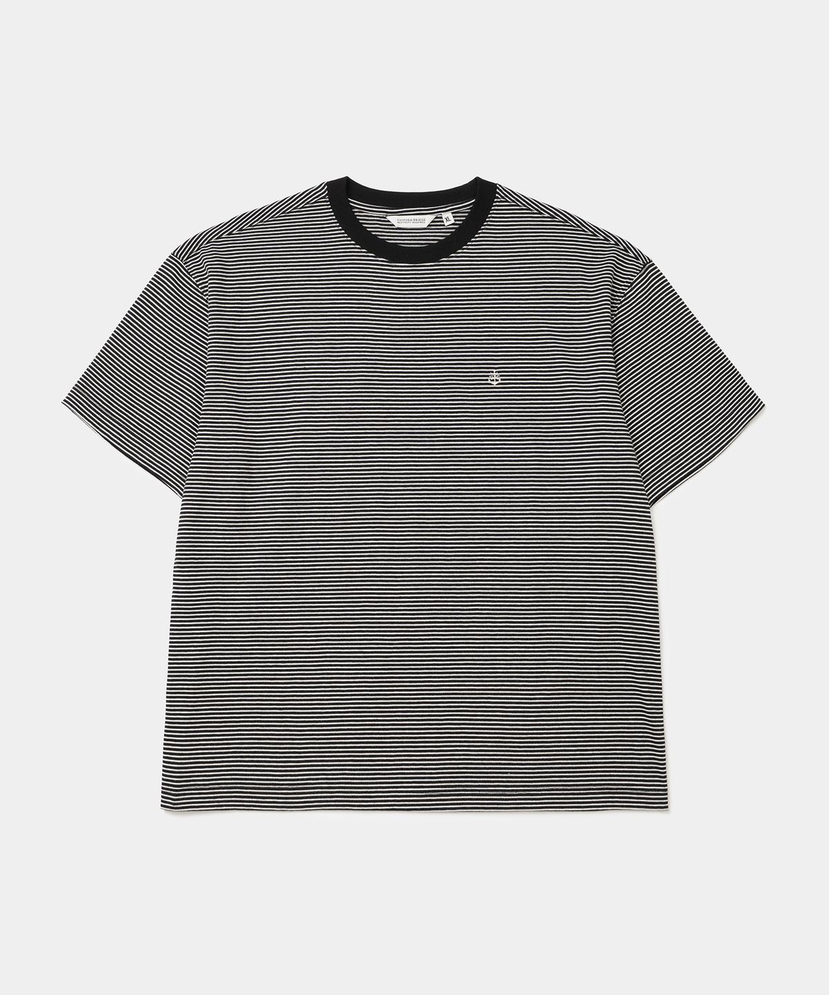 유니폼브릿지(UNIFORM BRIDGE) pin stripe s/s t-shirt black