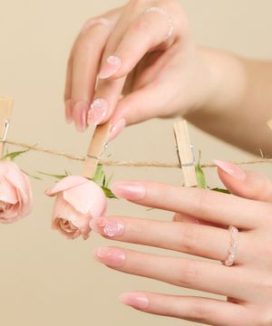 데싱디바 매직프레스 블러쉬 베일(아몬드) 네일팁