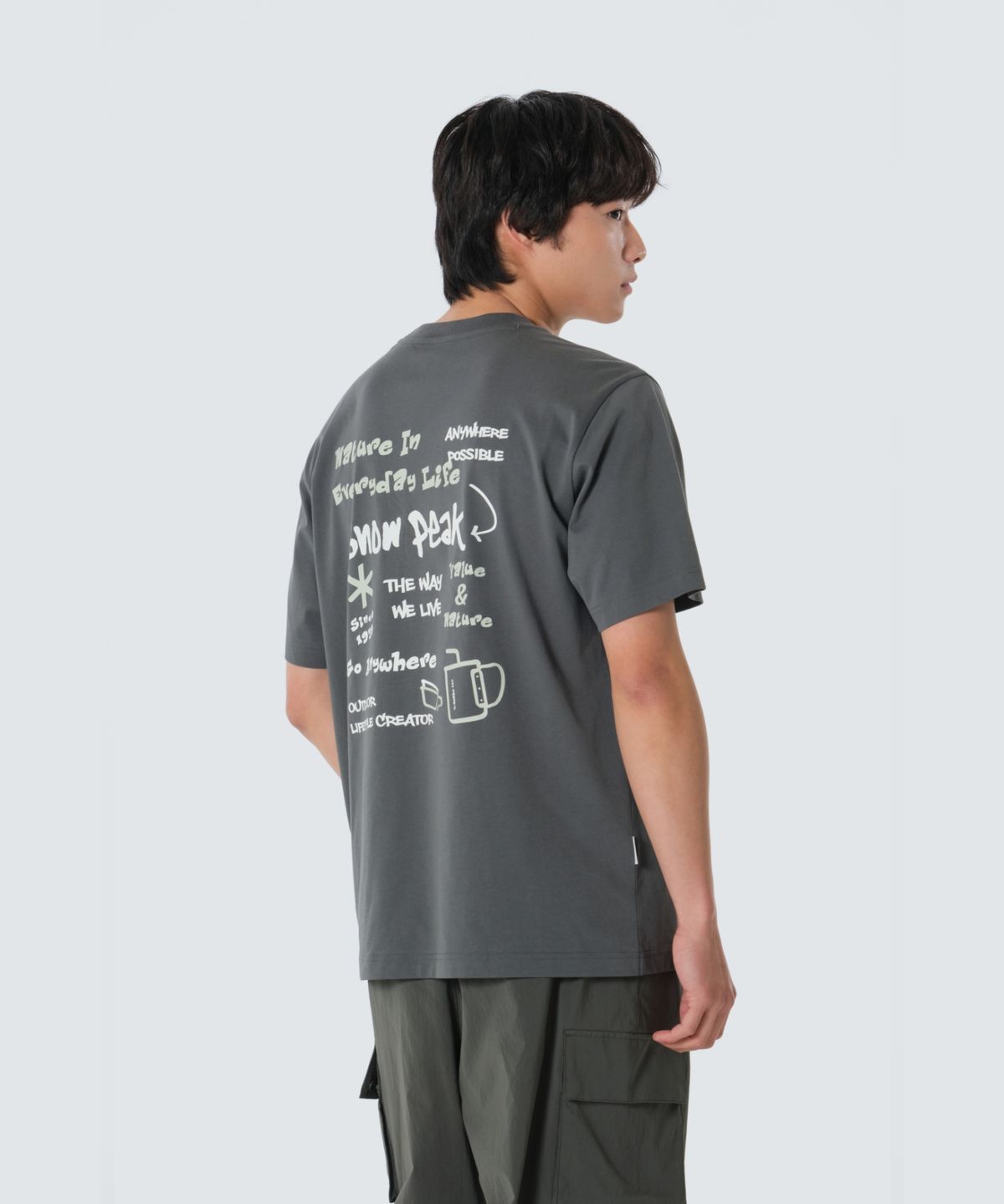 스노우피크 어패럴(SNOWPEAK APPAREL) 에어로쿨 두들 그래픽 반팔 티셔츠 (S26MUFTS30) Urban Green