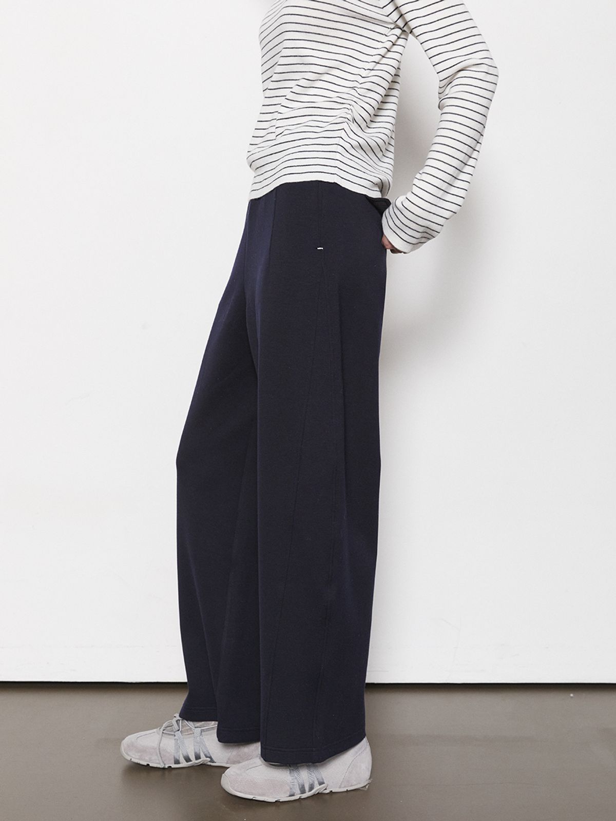 레이허(RAYHER) SOFT STRUCTURED BARRELPANTS