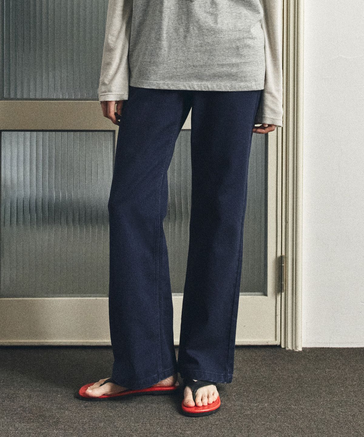 반원 아틀리에(VANONE ATELIER) P3282 워시드 스트레이트 팬츠_Navy