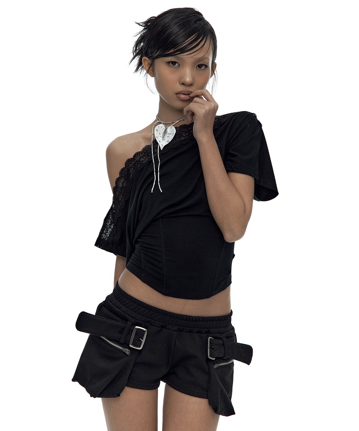 카시코(KASHIKO) Belted Pocket Shorts Black