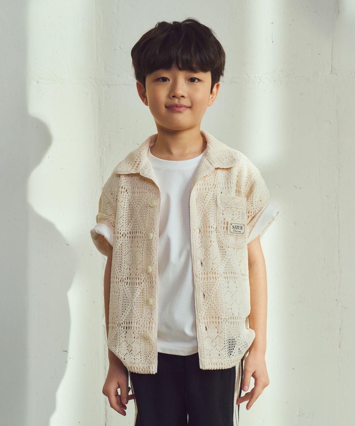 세터 키즈(SATUR KIDS) (K) 크로셰 오픈 칼라 하프 셔츠 크림
