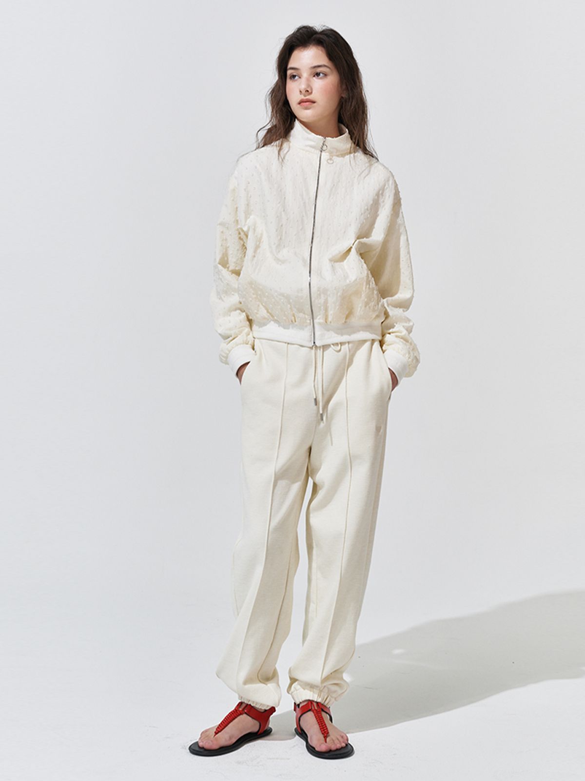 매기(MAGGIE) Wave Jogger Pants (Ivory)