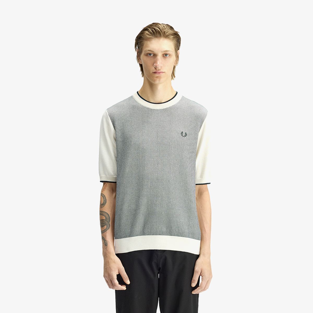 프레드페리(FRED PERRY) [Sharp] 토닉 와플 니트 티셔츠 - 에크루 AFPM2612306-560