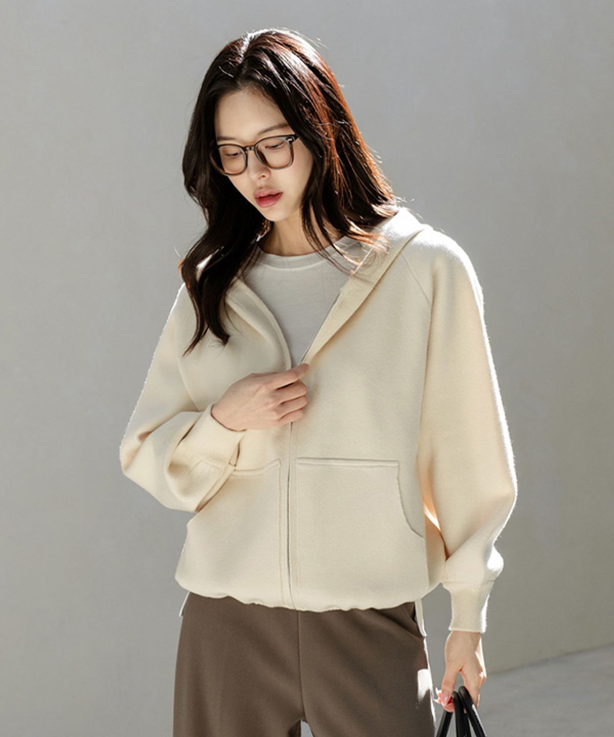 프렌치시크(FRENCHCHIC) 포카치아 스트링 니트 후드집업_F6S241CA