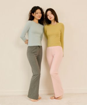 [SET]핑거홀 롱 슬리브 티셔츠 &부츠컷 팬츠 바지 세트