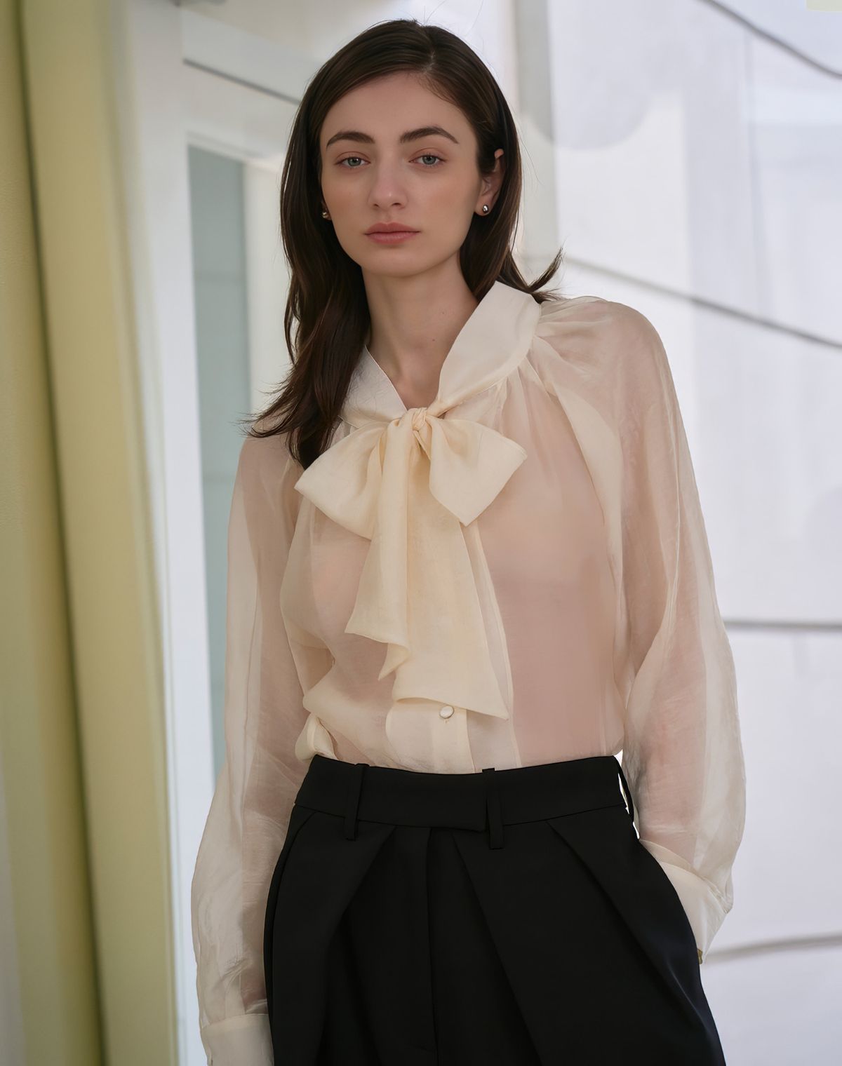 지에마르(GIEMAR) SEE THROUGH TIE BLOUSE IVORY 시스루 타이 블라우스 아이보리