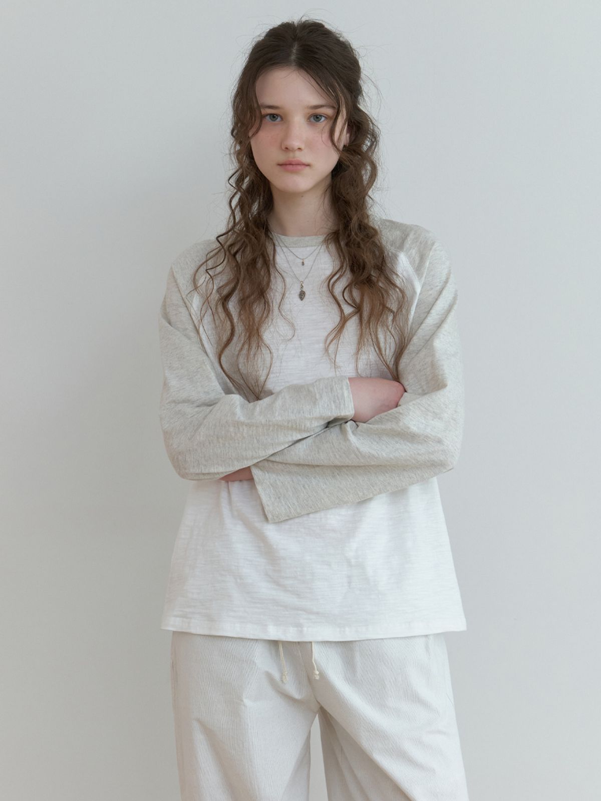 더미튼(THEMITTEN) Neer raglan t-shirt (oatmeal)