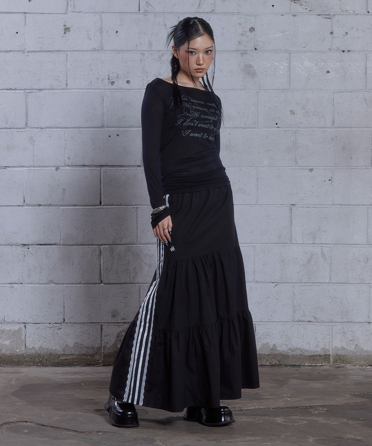 디오스피스(DAUSPICE) (DUC) Sideline Tiered Long Skirt Black