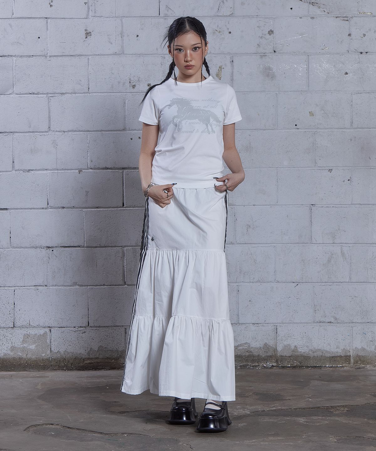디오스피스(DAUSPICE) (DUC) Sideline Tiered Long Skirt White