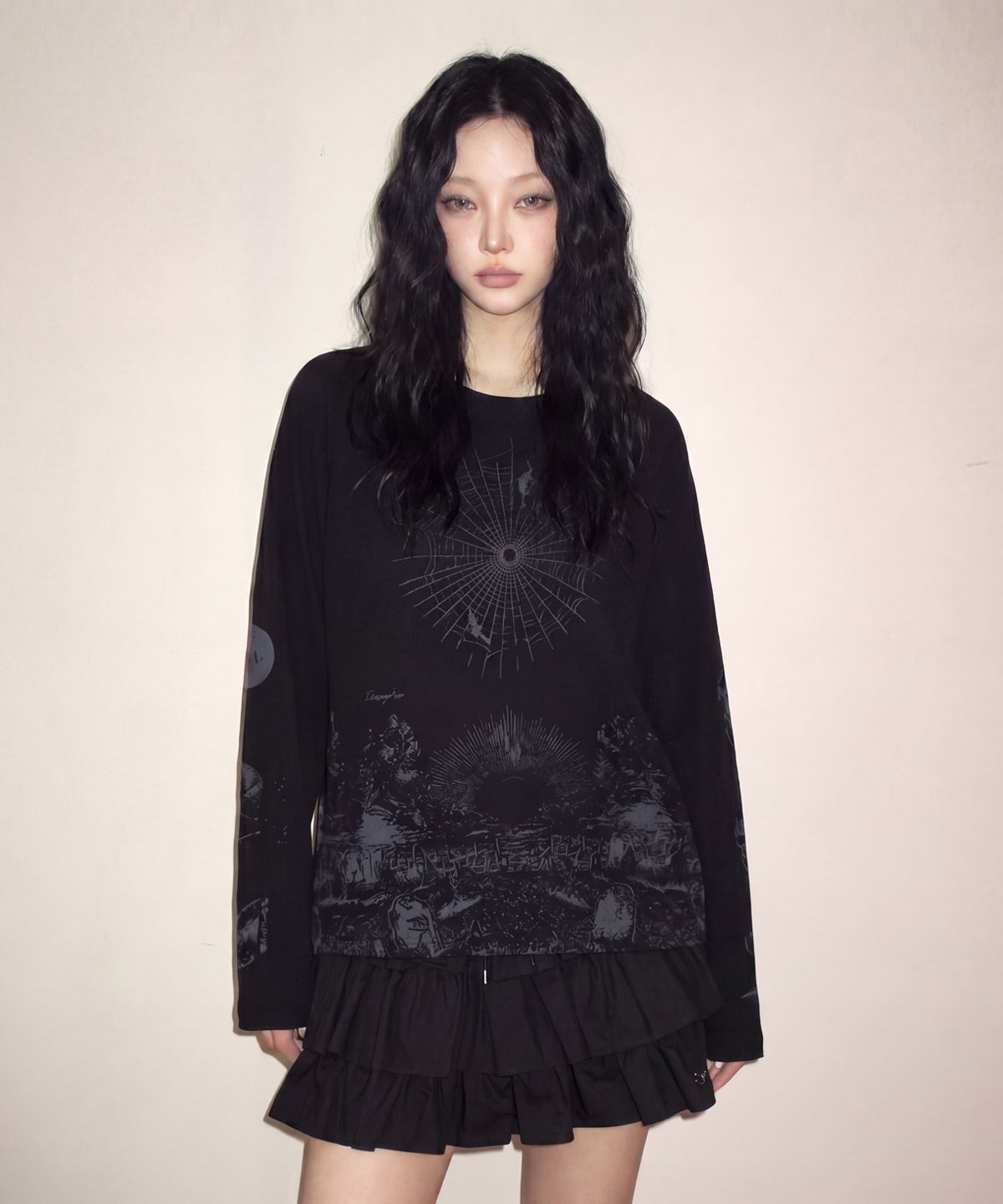 디오스피스(DAUSPICE) (DUC) BB Graphic Waffle Oversized Long-Sleeve Black