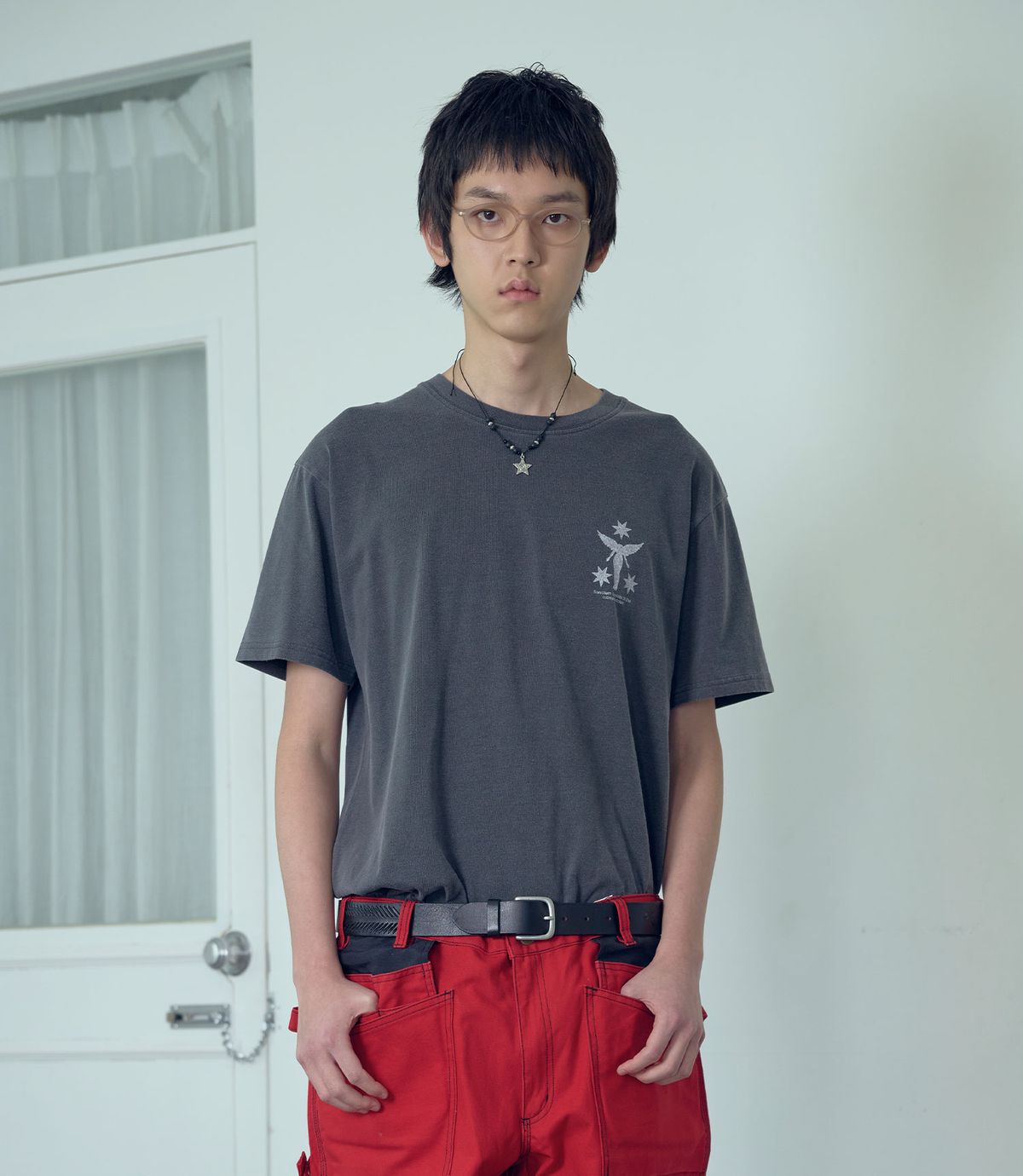 나이스고스트클럽(NICEGHOSTCLUB) SANCTUM SOCIETY PIGMENT DYED TEE_CHARCOAL(NG2GMUT518A)