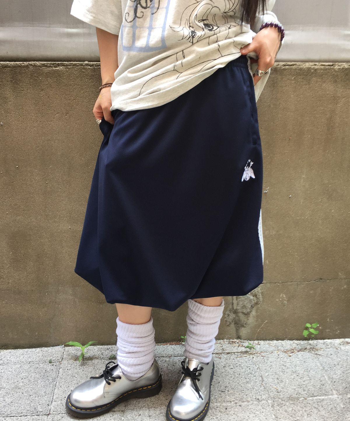 나이스고스트클럽(NICEGHOSTCLUB) GLORY BALLOON LACE TRACK JERSEY SKIRT_NAVY(NG2GMFPA90A)