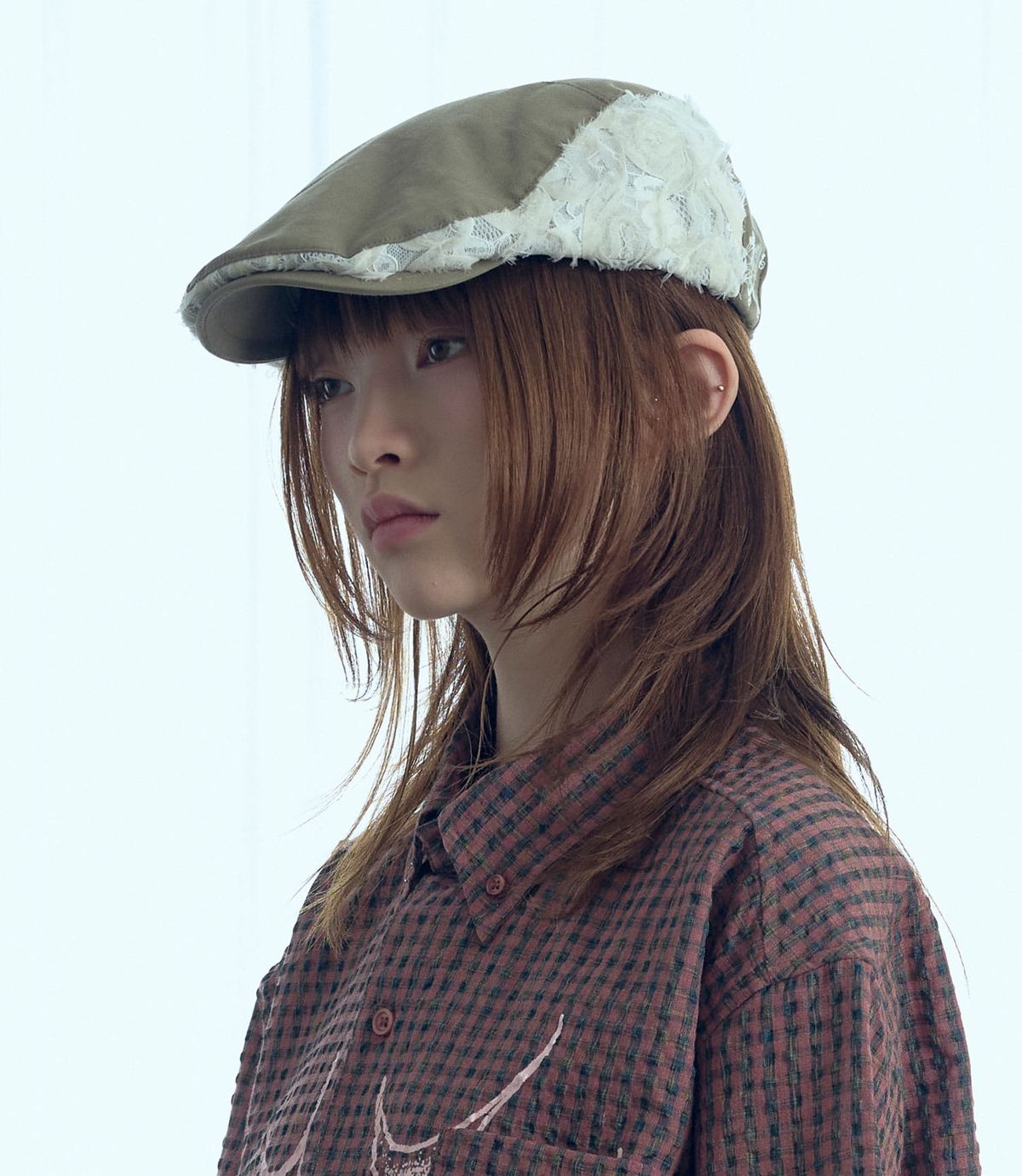나이스고스트클럽(NICEGHOSTCLUB) FLOWER LACE SKULL HUNTING CAP_KHAKI(NG2GSUAB23A)