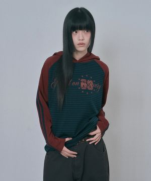 배색 라인 스트라이프 후드 롱슬리브 - 버건디