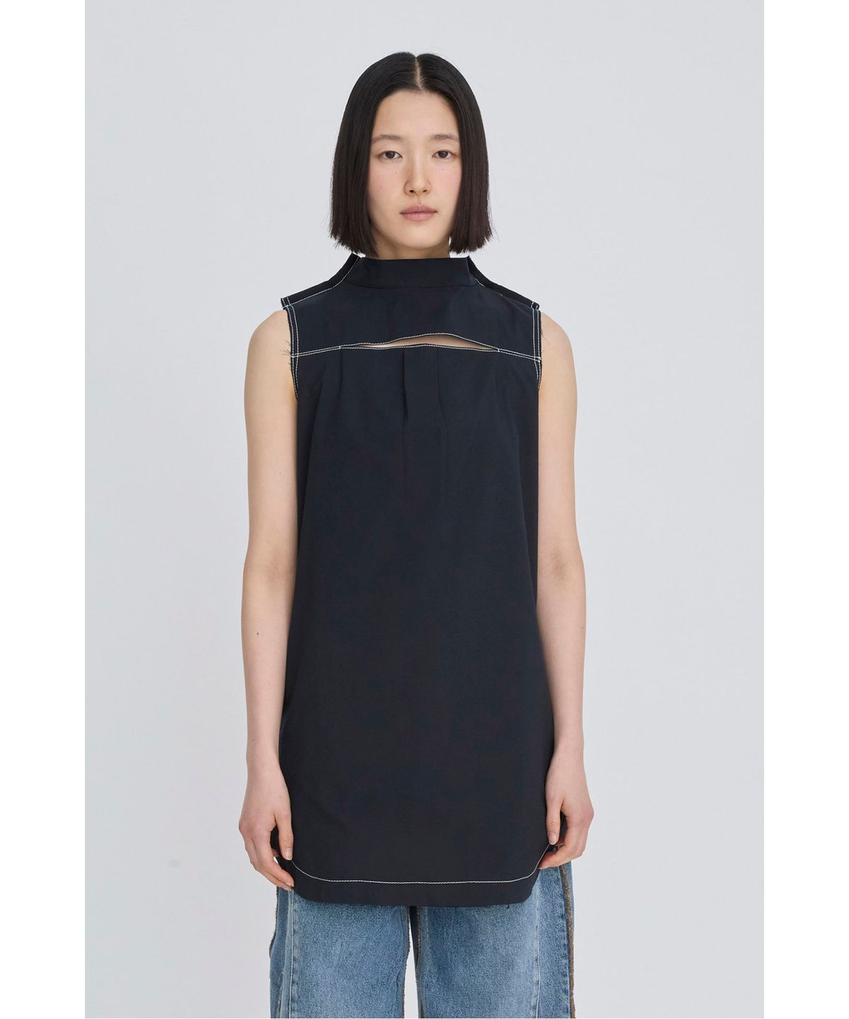 래코드(RECODE) Front Slit Sleeveless Shirt RQSAM26515NYX