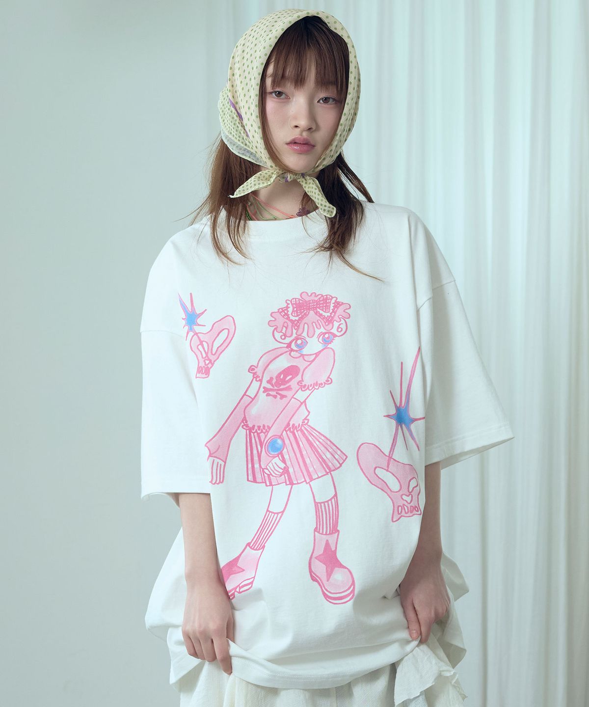 나이스고스트클럽(NICEGHOSTCLUB) STAR SHOES GIRL BIG BIG TEE_WHITE(NG2GMUT523A)