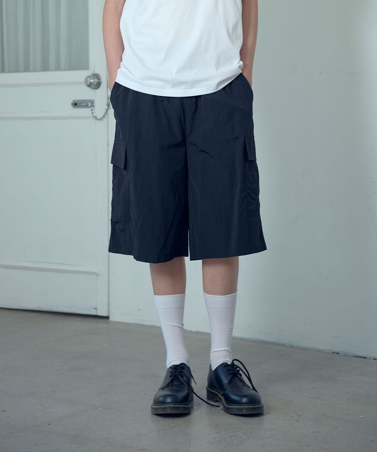 나이스고스트클럽(NICEGHOSTCLUB) 3STAR NYLON BERMUDA CARGO SHORTS_BLACK(NG2GMUPA60A)