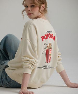 스위티 팝콘 그래픽 맨투맨