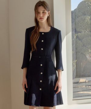 26SS Calla135 쉬비긴즈 엘라플리츠 트위드 원피스 네이비