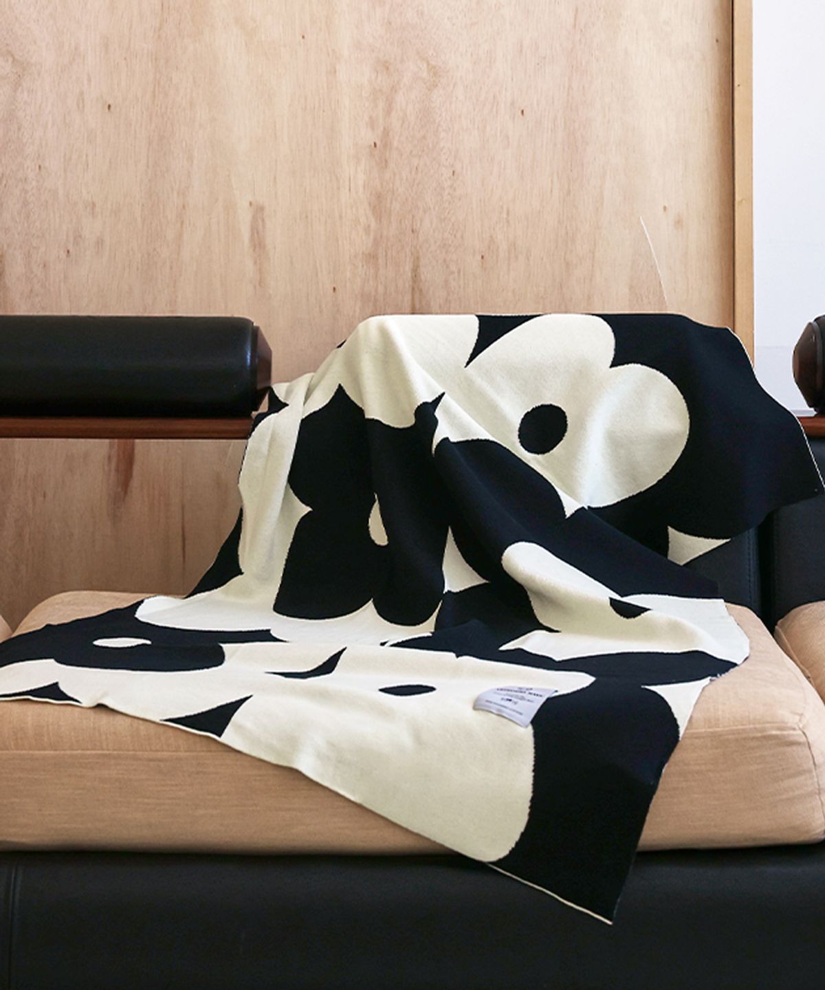 아르페지오 베이직(ARPEGGIO BASIC) 인테리어템 블랙 워싱 담요 양면 니트블랭킷 3종택1(L)