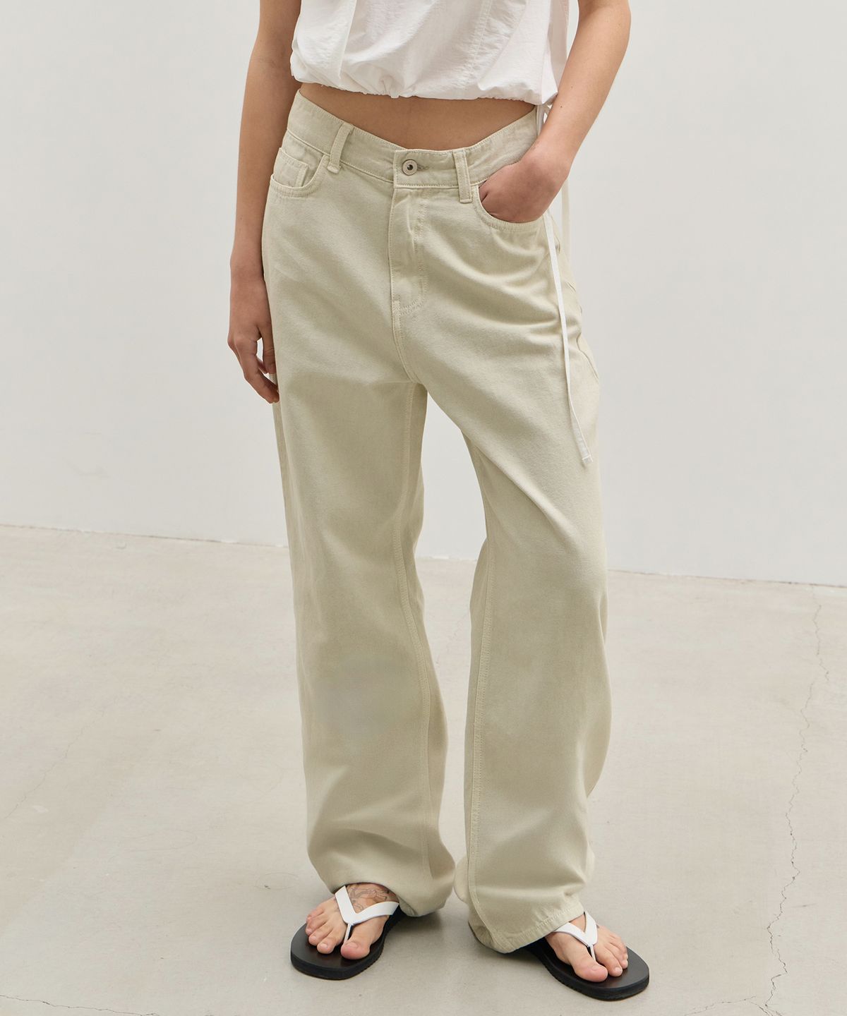 르바(LEVAR) Relaxed Oxford Denim - Washed Beige