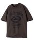 크랙 그래픽 로고 피그먼트 반팔티 GT-382_브라운