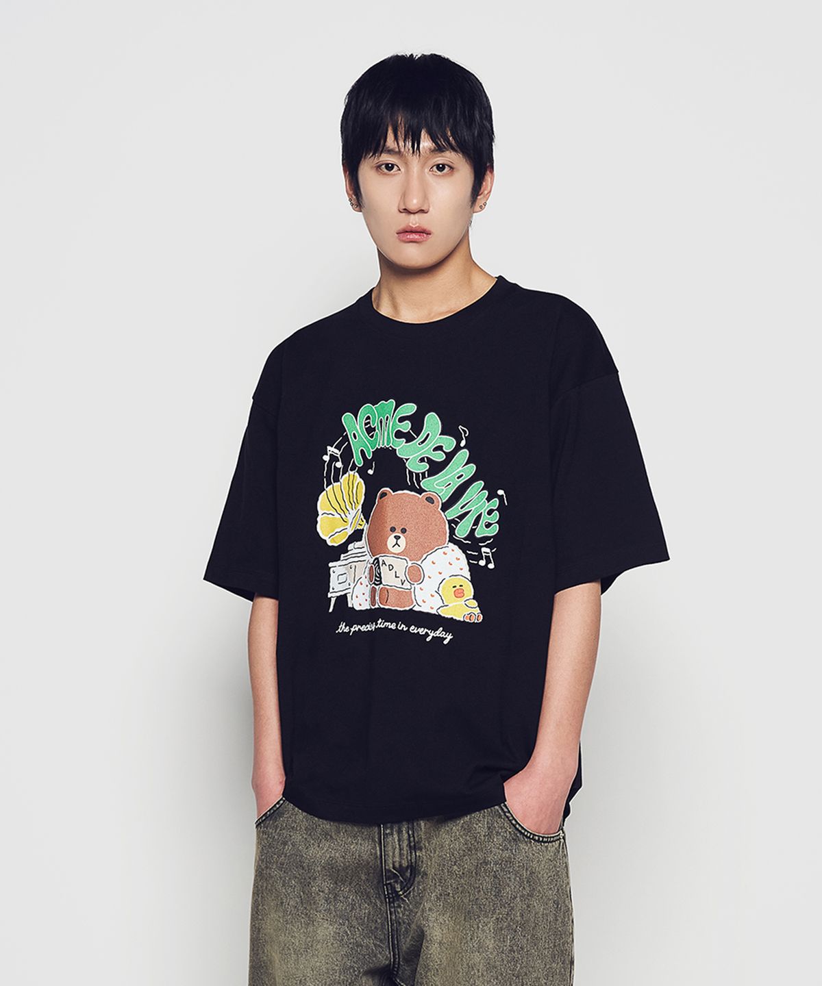 아크메드라비(ACME DE LA VIE) DAILY LINE FRIENDS SHORT SLEEVE T-SHIRT