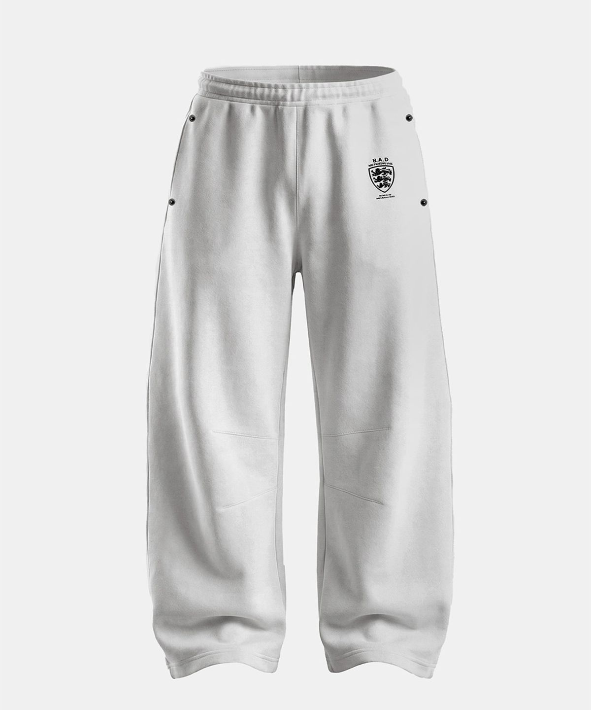 배드블러드(BADBLOOD) Shield-M Semi-Curved Fit Joggers - White