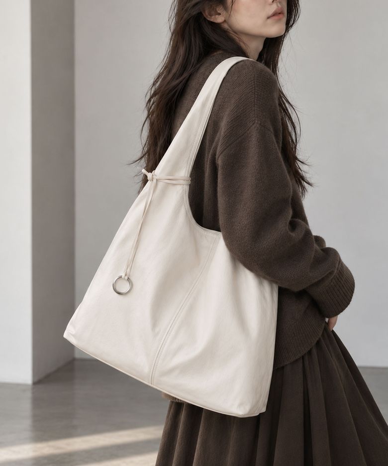 Day Hobo bag 데이 호보백 (Off White)