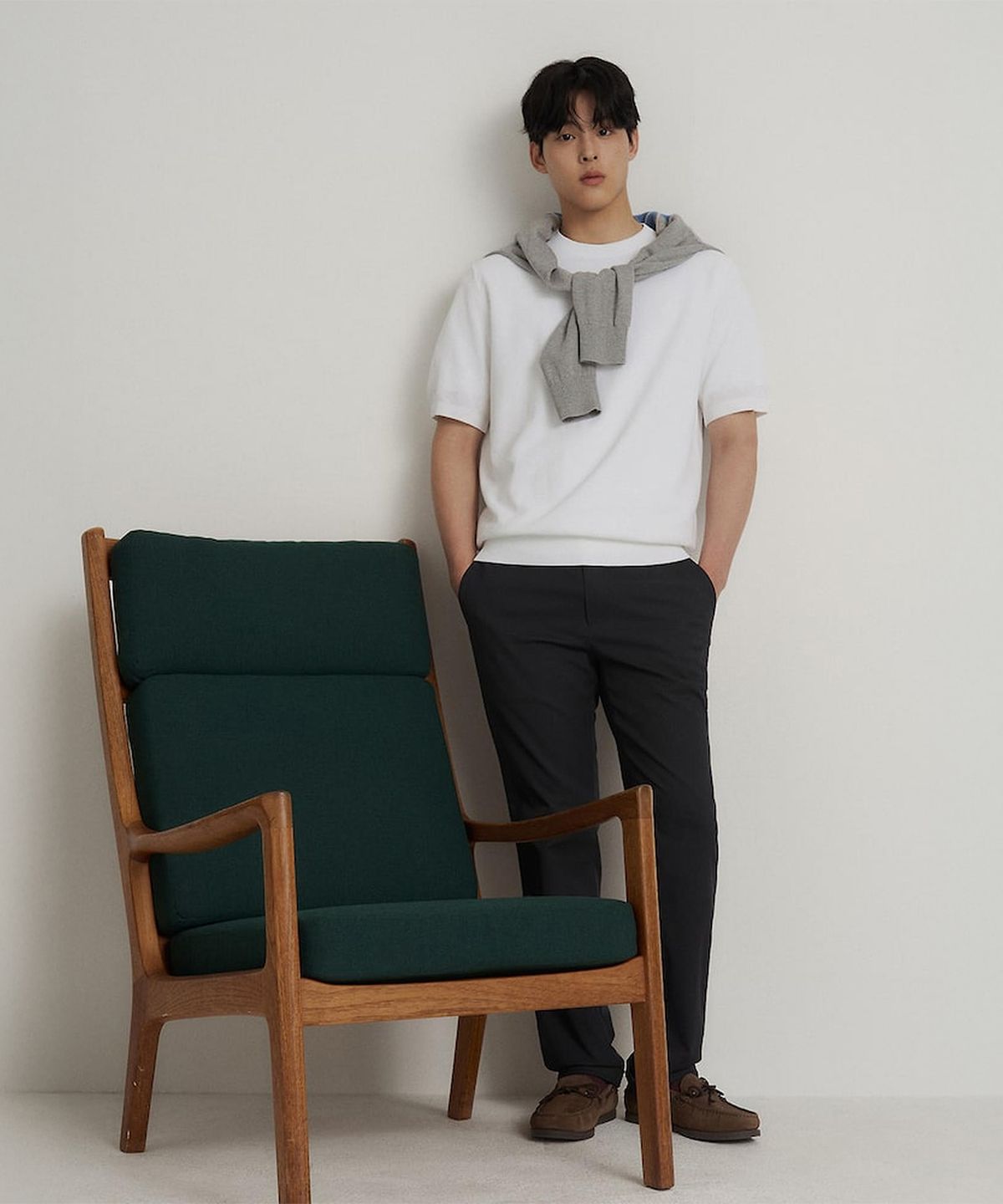 빈폴 멘(BEANPOLE MEN) 리넨 혼방 옥스포드 스탠다드핏 팬츠  블랙
