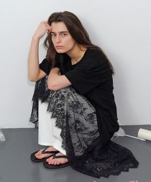 Layered Shirring Lace Skirt - Black