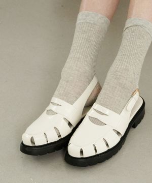 로퍼 슬링백 58321