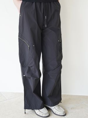 [와이드실루엣/밑단스트링] 유틸리티 지퍼  포켓 파라슈트 팬츠 2colors