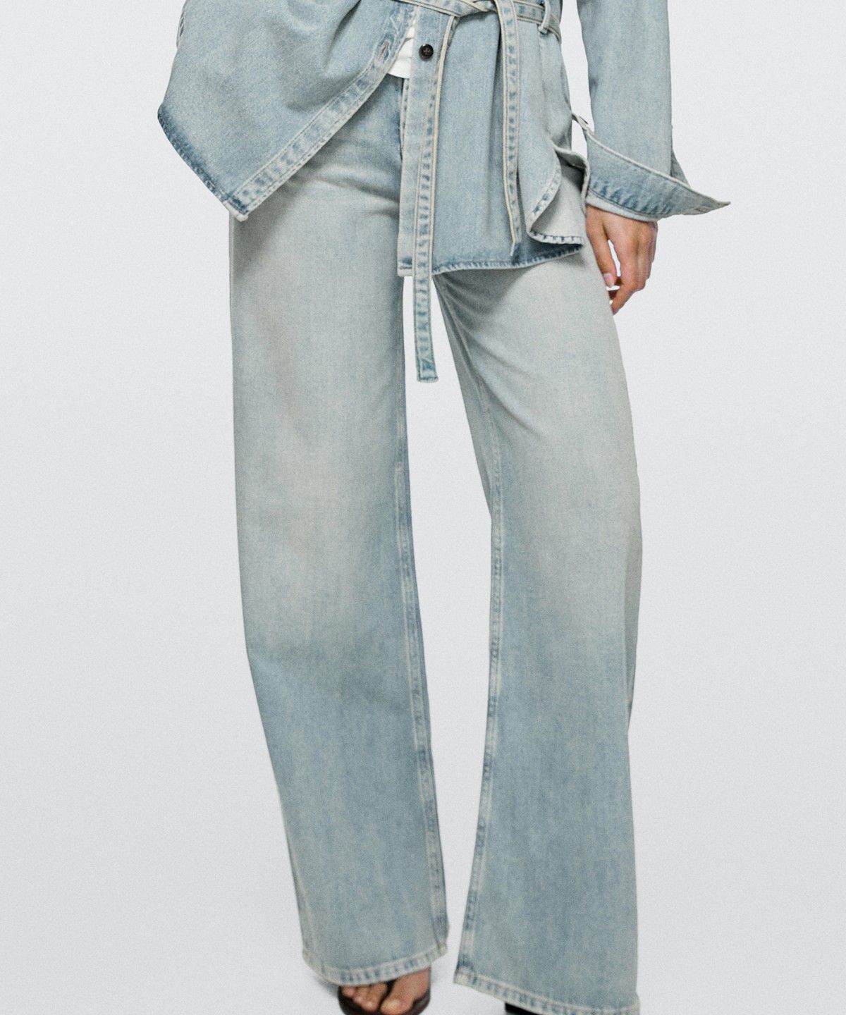 마시모두띠(MASSIMO DUTTI) 배럴 핏 진
