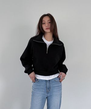 하프집업 스웻셔츠 블랙