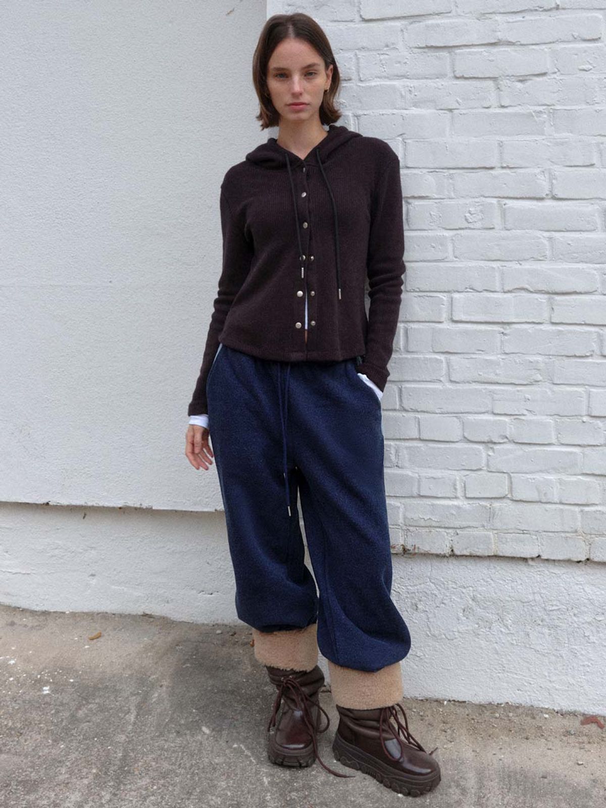 소플러(SOFLER) NUA DENIM SWEAT PANTS_INDIGO