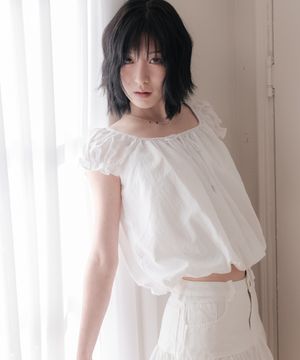 HCH 펌킨 셔링 퍼프 블라우스