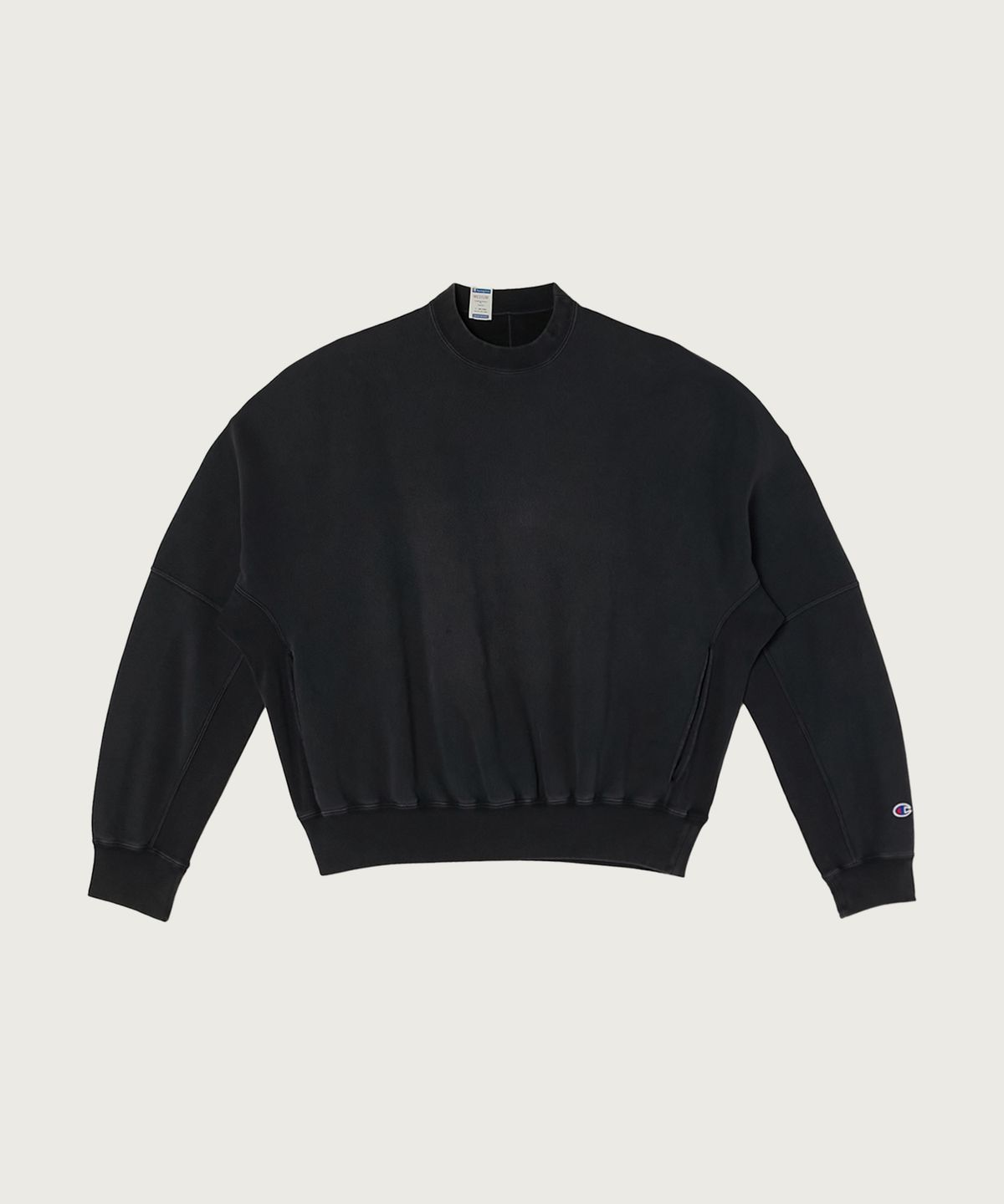 챔피온(CHAMPION) 챔피온 X 엔할리우드 리버서블 크루넥 스웨트셔츠 Off Black