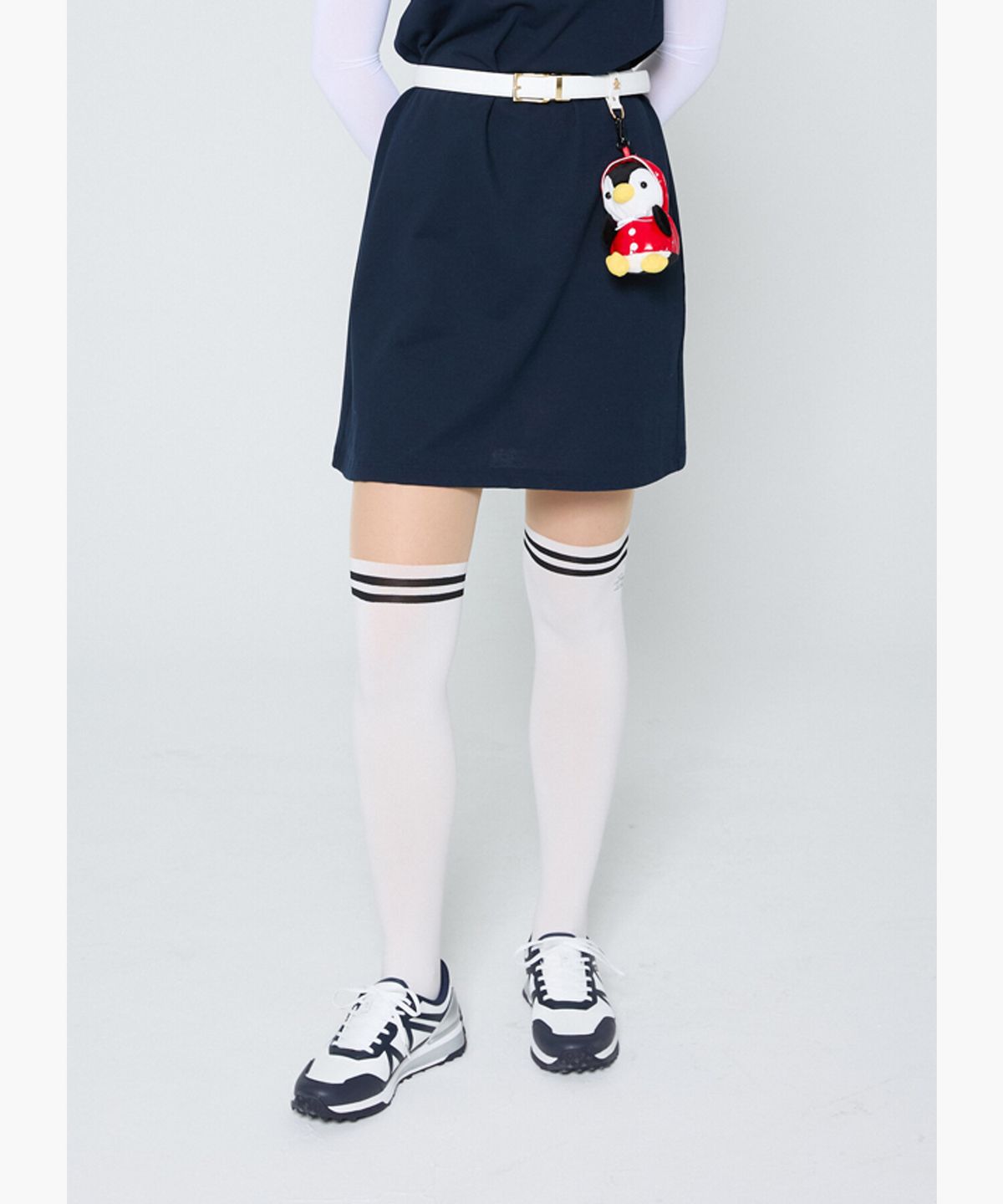 먼싱웨어(MUNSINGWEAR) 여성 올인원 골프 스타킹 화이트 MR222LCM43