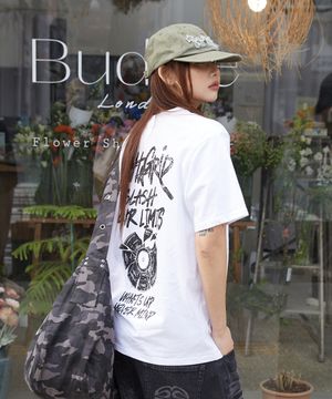 RECORD GRAFFITI LOGO TEE WHITE(MG2GMMT518A)