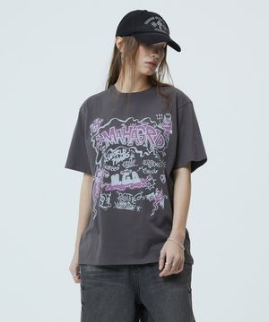 DEVILS DOODLE TEE CHARCOAL(MG2GMMT519A)