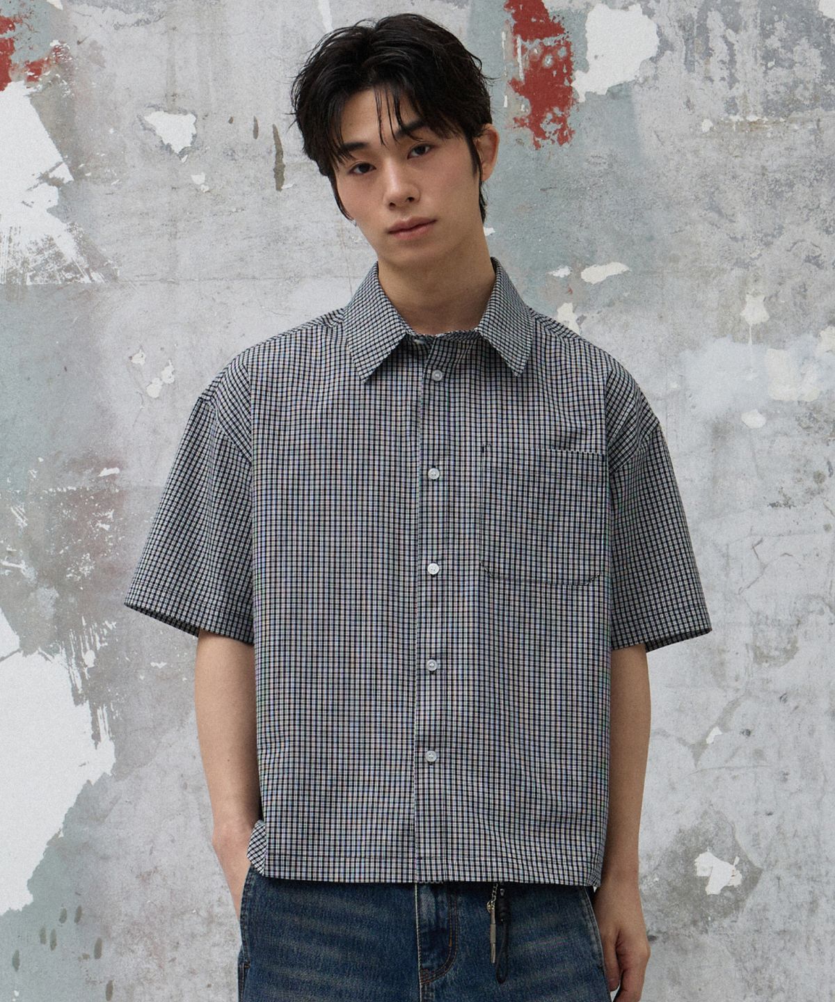 에이지오디(AGOD) 크롭 하프 체크 셔츠 [네이비]
