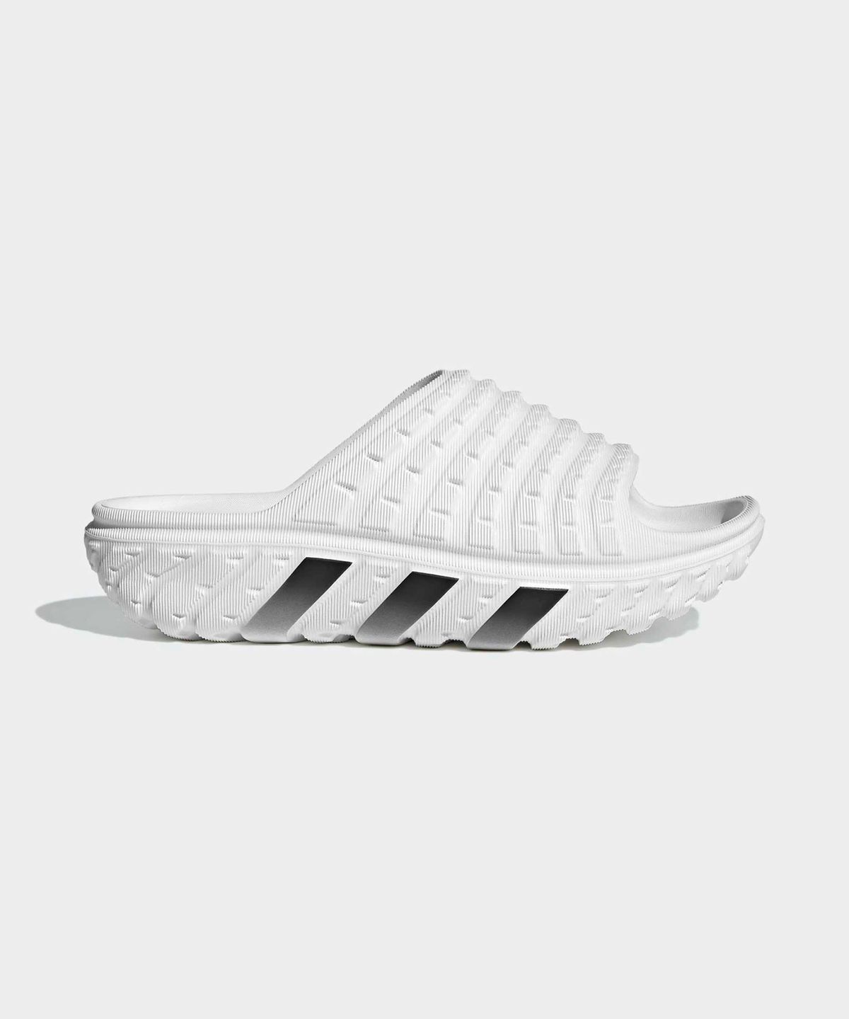 아디다스(ADIDAS) 아딜렛 94 슬라이드 - 화이트:블랙 / IH6891
