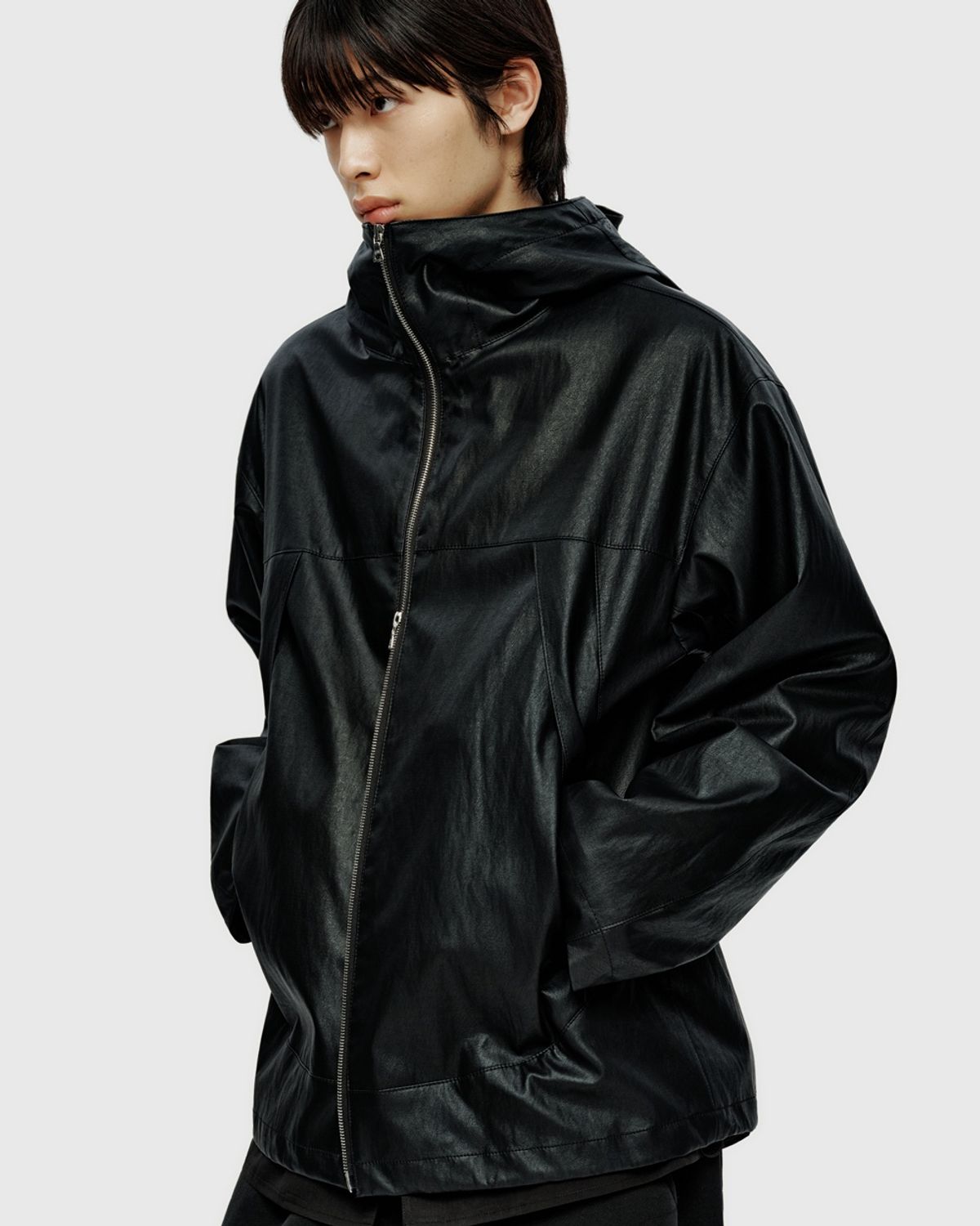 유스(YOUTH) Faux Leather Windbreaker Jacket - Black