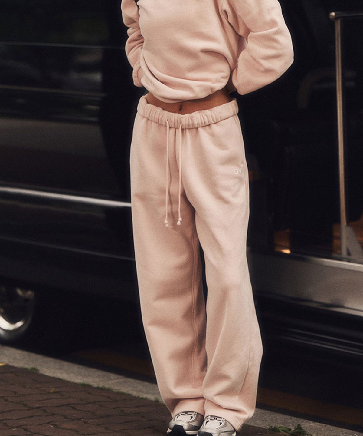 아웃도어 보이스(OUTDOOR VOICES) OV LOGO SWEATPANTS (LIGHT PINK)