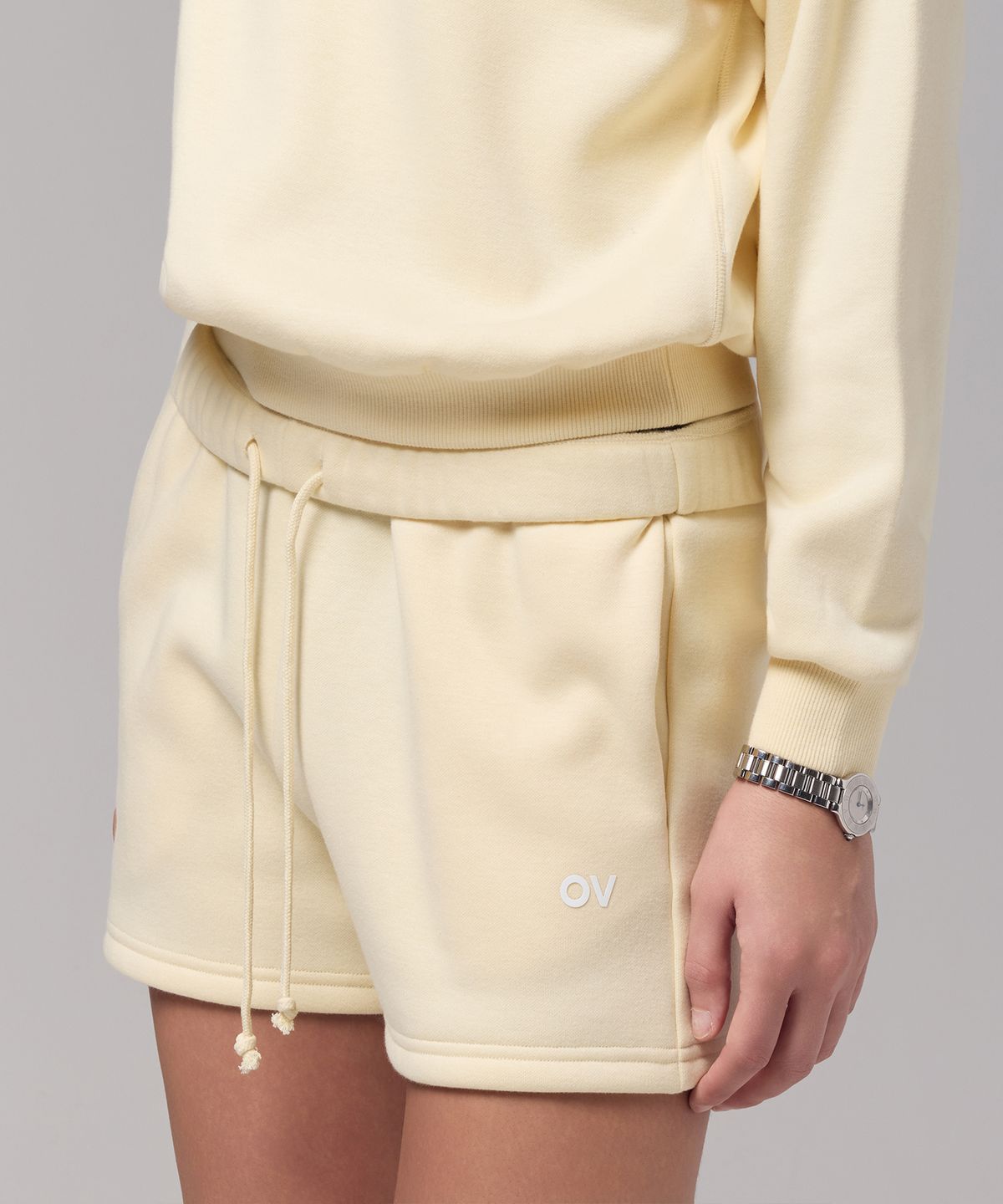 아웃도어 보이스(OUTDOOR VOICES) (W)OV LOGO SWEATSHORTS (BUTTER)