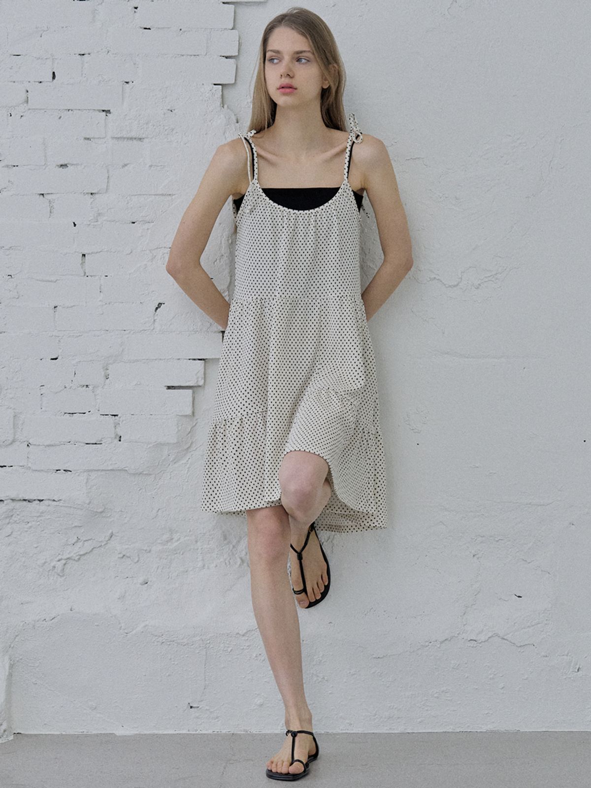 아방(AVANT-G) Dot Ribbon Shirring Mini Dress - IVORY